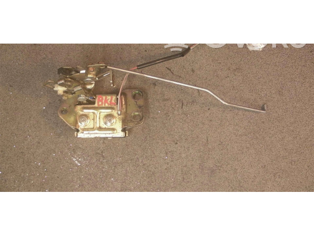 Zámek zadních dveří Toyota Corolla E110 2001