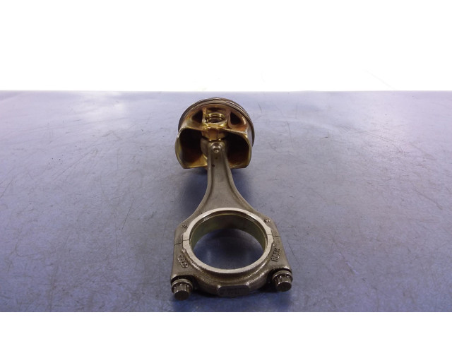 Píst Audi A8 S8 D4 4H CRE