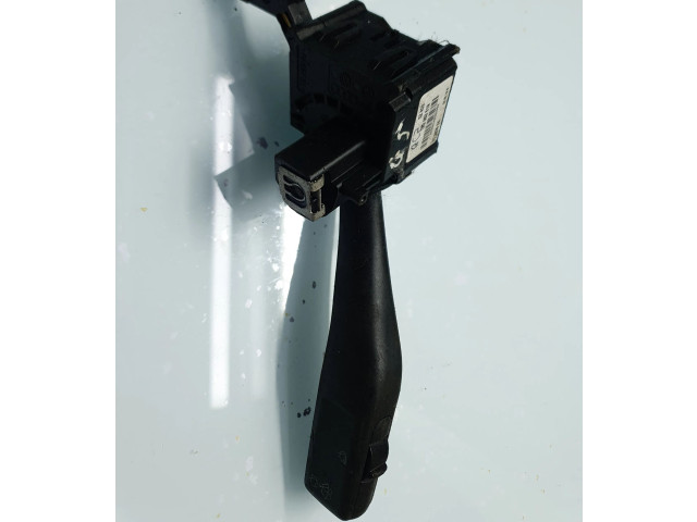 Ручка стеклоочистителей 1K0953519, 01203504   Volkswagen Caddy