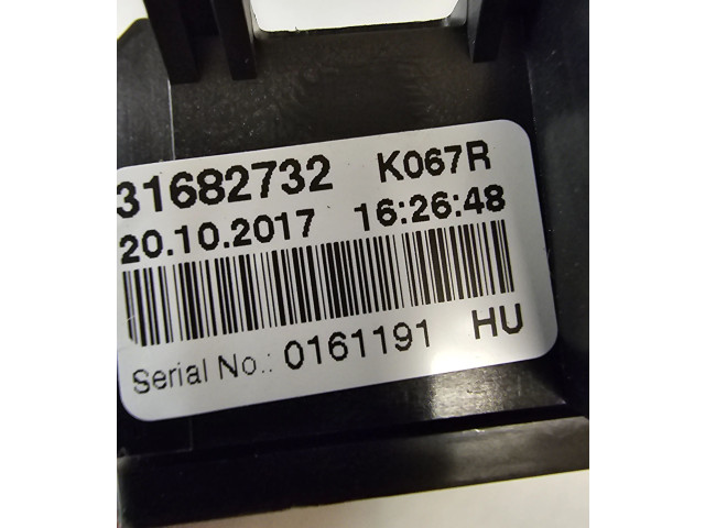 Блок предохранителей 31682732 Volvo XC90