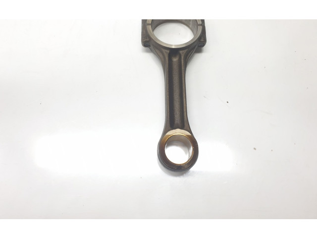 Шатун CRLB 04L105401A, 04L105401A Skoda Superb B8 (3V)