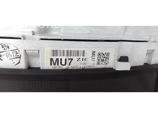 Přístrojová deska Hyundai Tucson JM 2004 940132E420