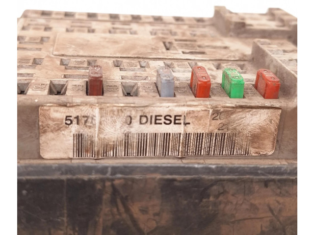   Pojistková skříňka DELPHIA653, DELPHIA653   Fiat Punto (176) 1993