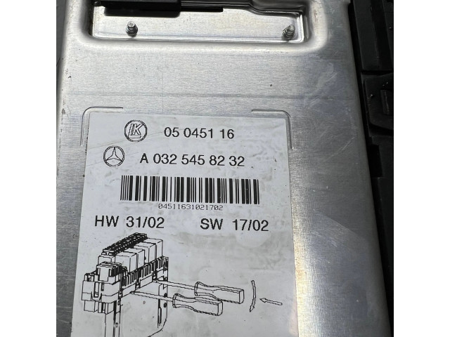 Pojistková skříňka A0325458232, 05045116 Mercede-Benz S W220 2000