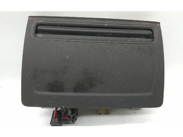 Дисплей    8V0857273J   Audi A3 S3 A3 Sportback 8P