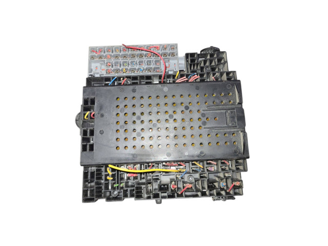 Блок предохранителей 09696098, 08679899 Volvo V70