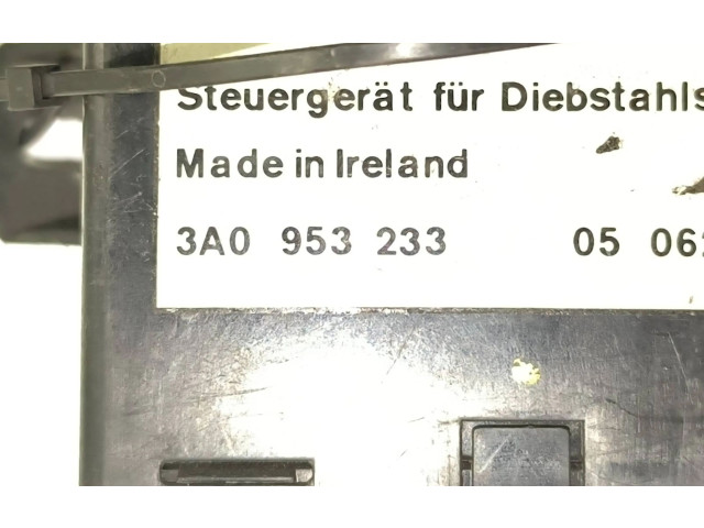 Блок комфорта 3A0953233   Volkswagen PASSAT B4   