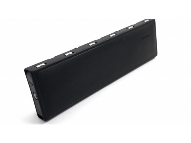 Подушка безопасности для колен 57B880841D Skoda Karoq