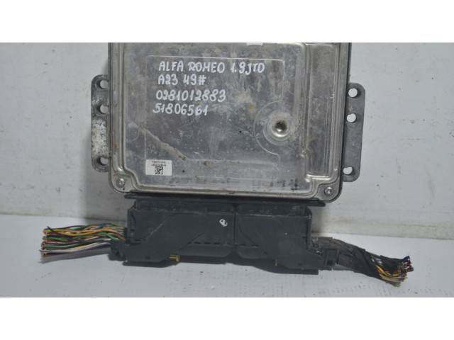 Блок управления двигателя 51806561, 0281012883   Alfa Romeo GT