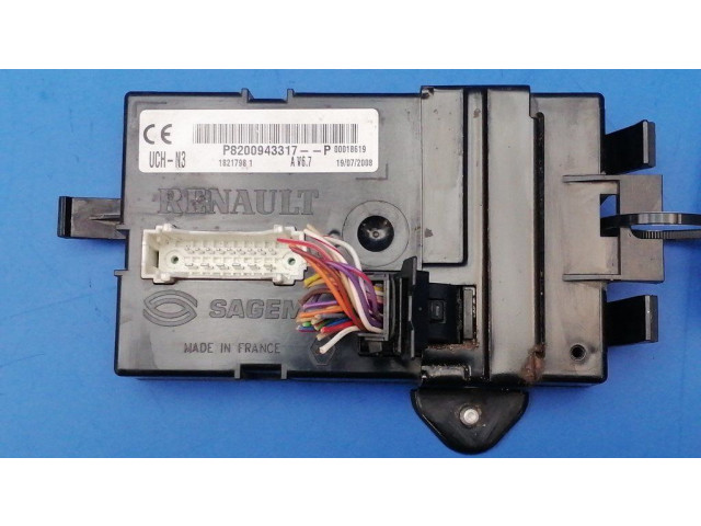 Блок комфорта 8200943317   Opel Vivaro   