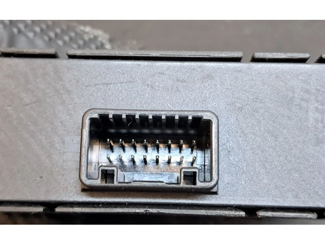 Блок управления 284Y66LA2A, F005V03265 Dacia Spring