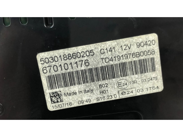 Přístrojová deska  Maserati Levante 2017 670101176, 503018860205  