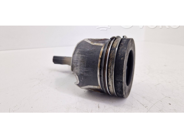 Píst 059CB, DHX   Audi Q7 4M     