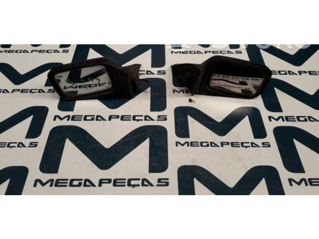 Zpětné zrcátko Nissan Sunny