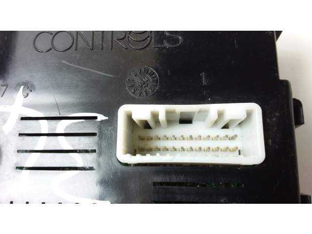 Блок комфорта 8200343734, 216763379M Renault Clio III