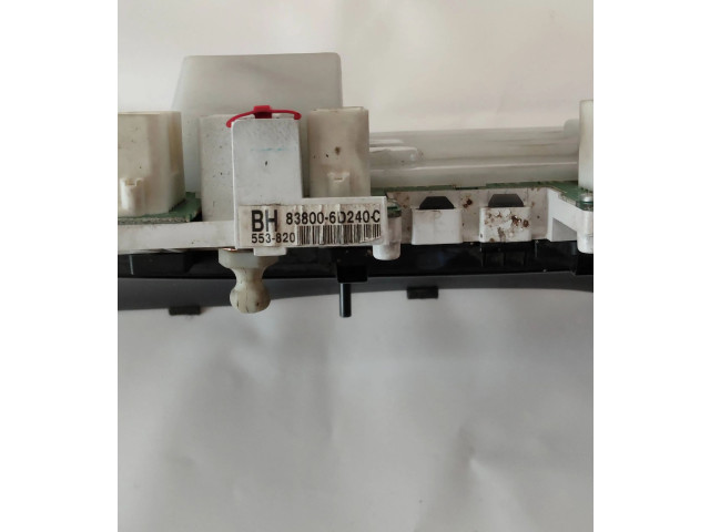 Přístrojová deska  Toyota Land Cruiser (J120) 2004 838006D240C, 553820  