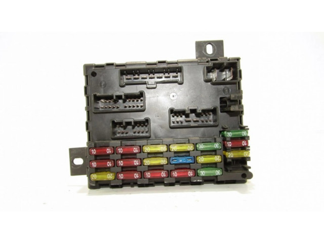   Pojistková skříňka 60679160   Alfa Romeo 156 2004