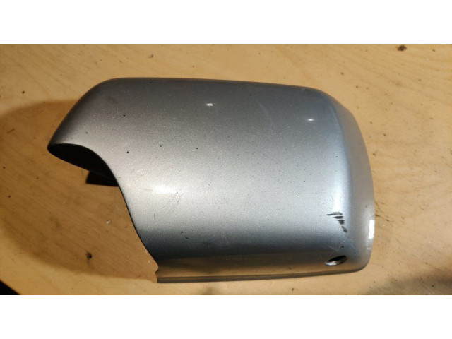 Пластиковая отделка зеркала