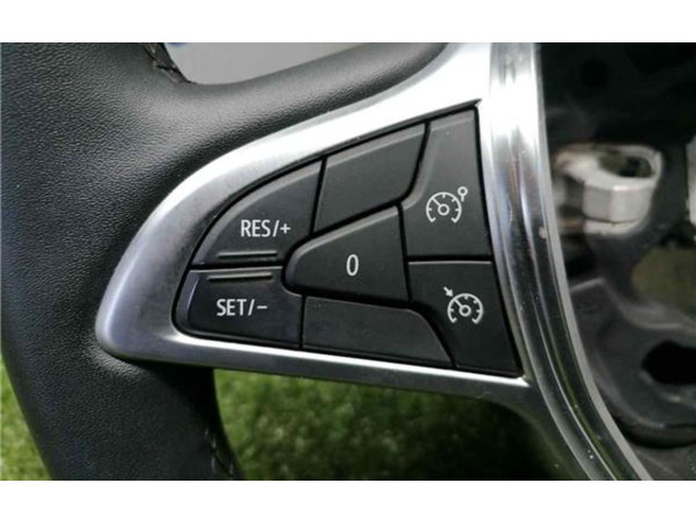 Руль Dacia Sandero III 2020 - года 484004420R, 484004420R