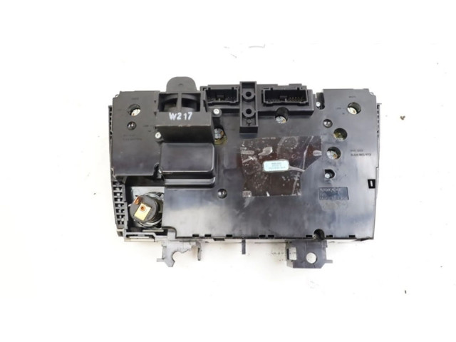 Блок управления климат-контролем 8682930, 8682930   Volvo V70