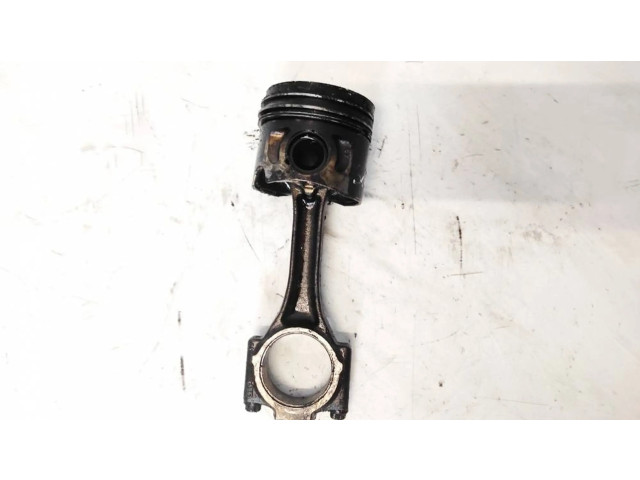 Píst Citroen C3 Picasso pro benzínový motor 1.6