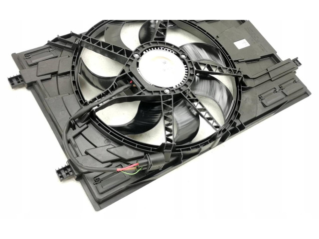 Вентилятор радиатора 5WA121203L Volkswagen Golf VIII