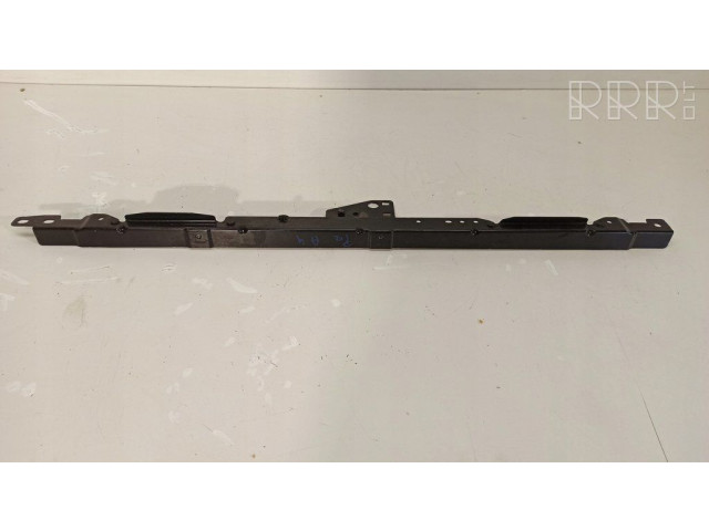 Другая деталь отсека двигателя