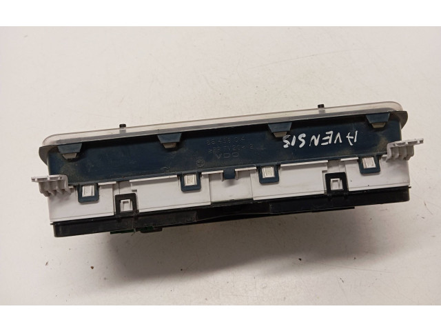 Přístrojová deska Toyota Avensis T220 1999 88458014