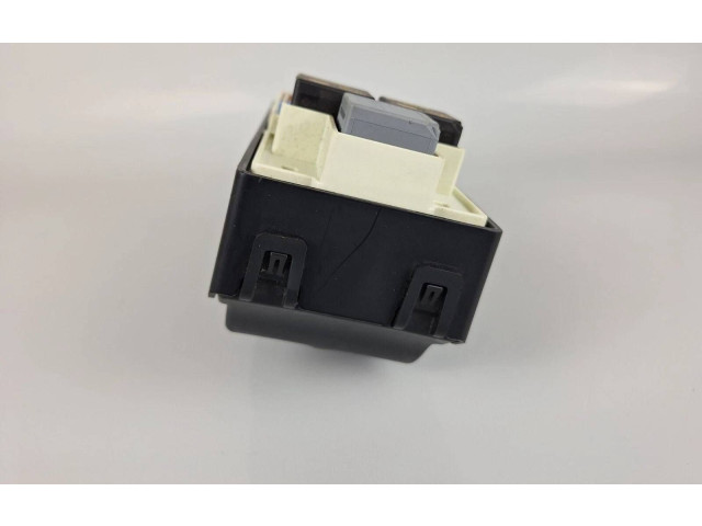 Ящик предохранителей (комплект) GX7314A067EA Jaguar XE