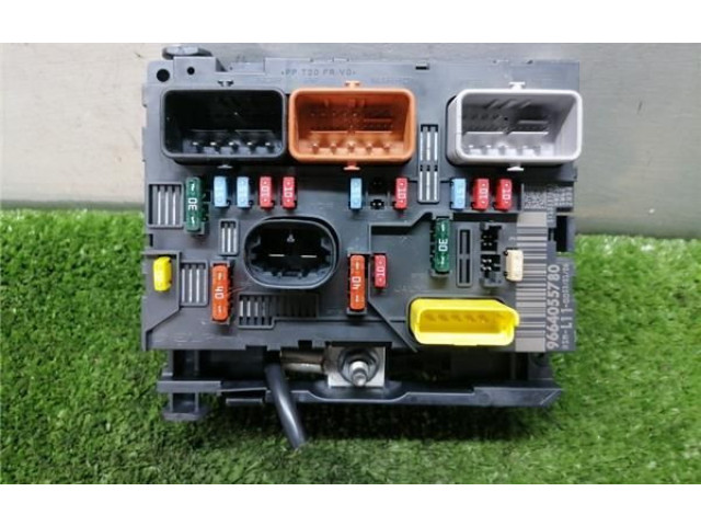 Блок предохранителей  BSML11, 9664055780   Peugeot 207    