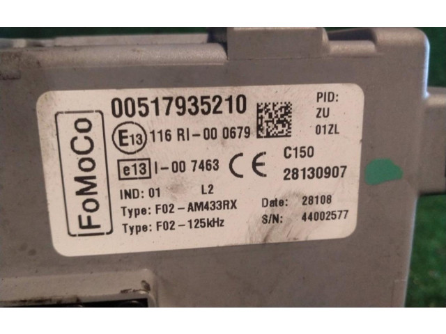 Блок предохранителей 00517935210   Ford Ka    