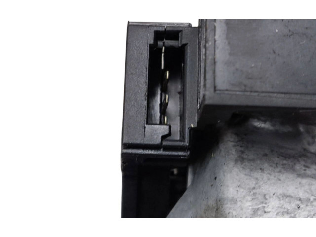 Моторчик заднего дворника 13282361, W000013579    Opel Meriva B