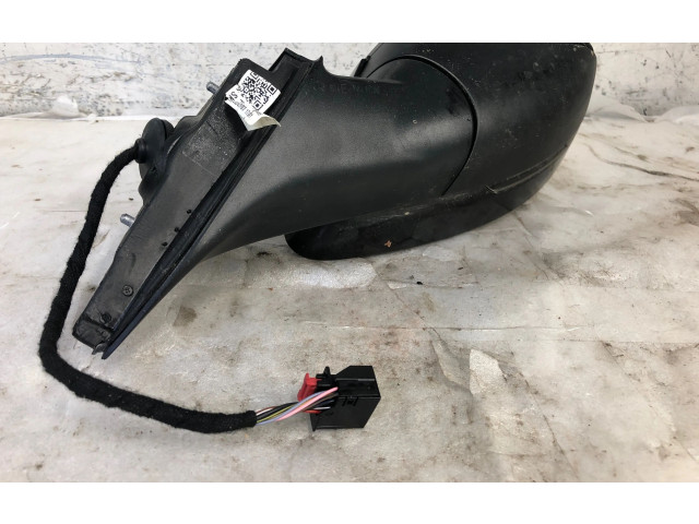 Зеркало электрическое Skoda Kamiq 2019 - года