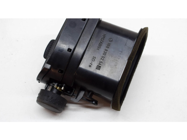 Воздушная решётка окна