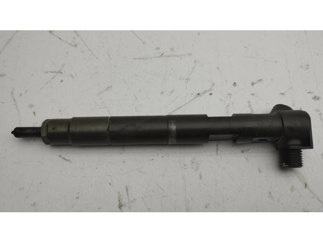 Vstřikovač A6510700587, EMBR00002D Mercedes-Benz C W204 pro naftový motor 2.1