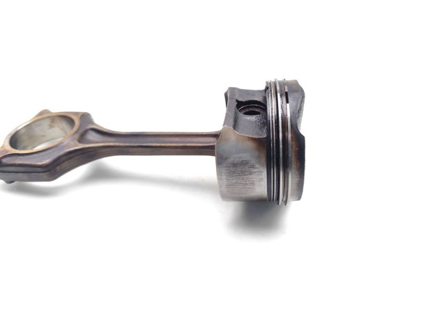  Поршень с шатуном 5FS(EP6C) 5FS, EP6C  Peugeot 2008 I  