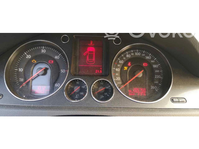Панель приборов    Volkswagen PASSAT       