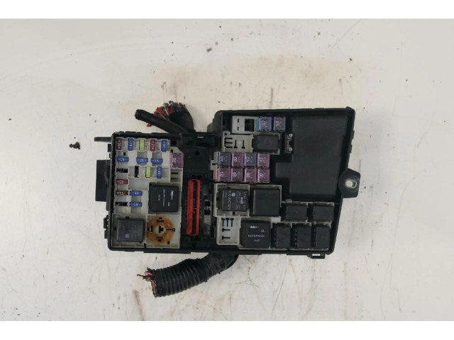 Pojistková skříňka Mazda CX-7 2009