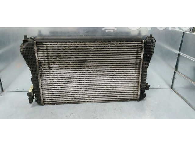Интеркулер 1K0145803CA, 1K0145803AF Volkswagen Caddy