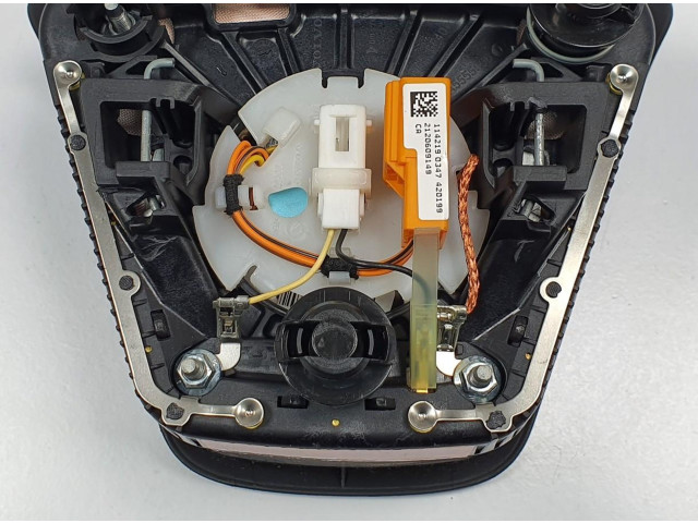 Подушка безопасности водителя P31332820   Volvo V70