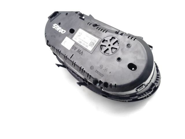 Панель приборов 5E0920981   Skoda Octavia Mk3 (5E)       