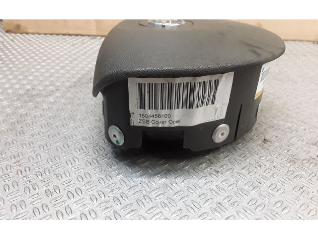 Подушка безопасности водителя 1604456100 Opel Meriva A