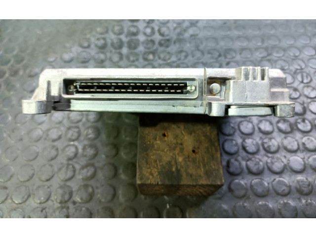 Блок управления двигателем Блок управления 7700863556 Renault Clio I