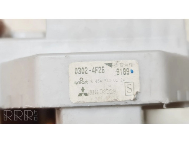 Pojistková skříňka MN108329, 03024F26 Smart ForFour 2005