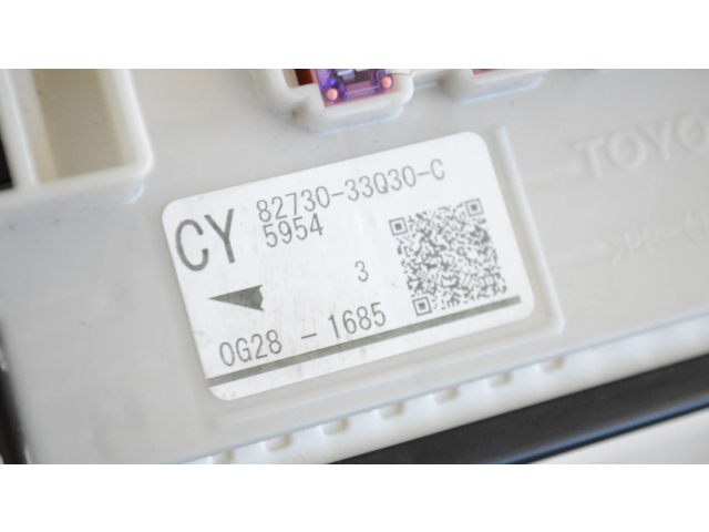 Pojistková skříňka 8273033Q30C, 8273033Q30 Lexus ES 250 - 300 - 330 2020