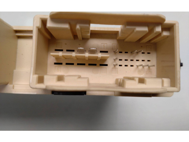 Поршень Модуль управления сидением 651921 A2059000109, A2059029001  Mercedes-Benz C W205  