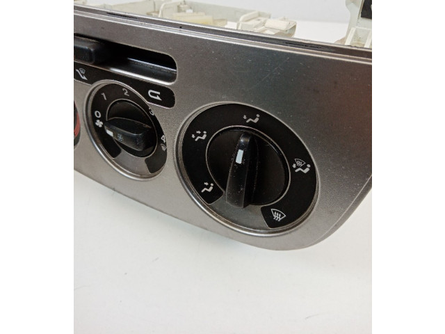 Блок управления климат-контролем 735496445 Fiat Qubo