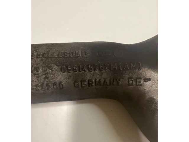 Vstřikovací lišta 059145762M   Audi A5 8T 8F     