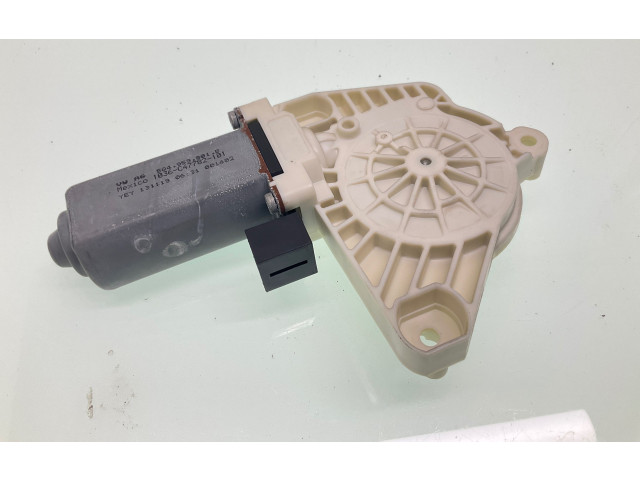 Передний двигатель механизма для подъема окон