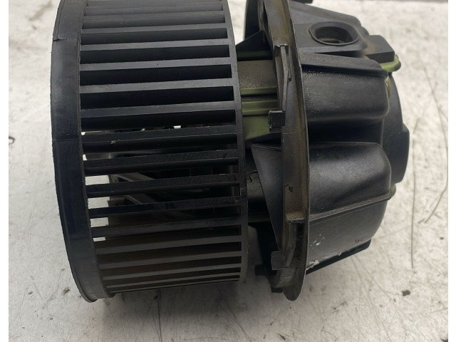 Вентилятор печки Dacia Sandero